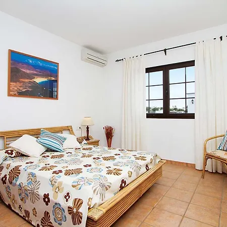 Sleeps 6 Air Con Wifi *